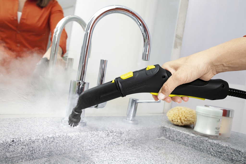 KARCHER SC5 STEAM CLEANER