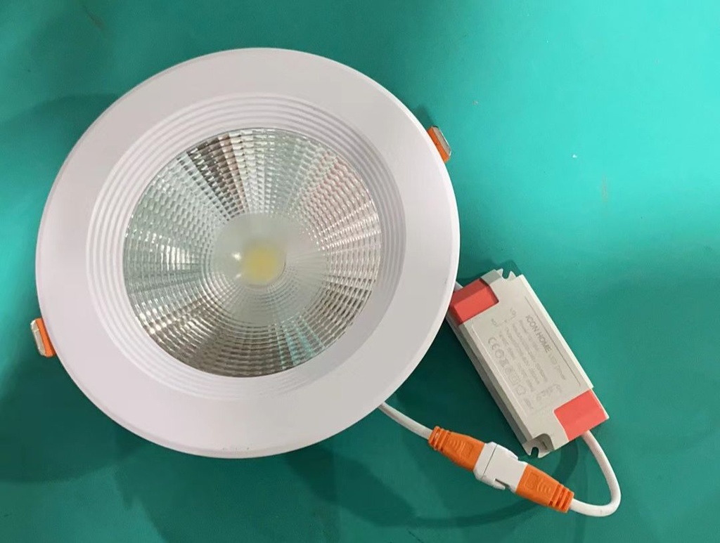 NPV-DL0215N AL CAST ALUMINUM 5" 15W 6500 COB DOWN LIGHT