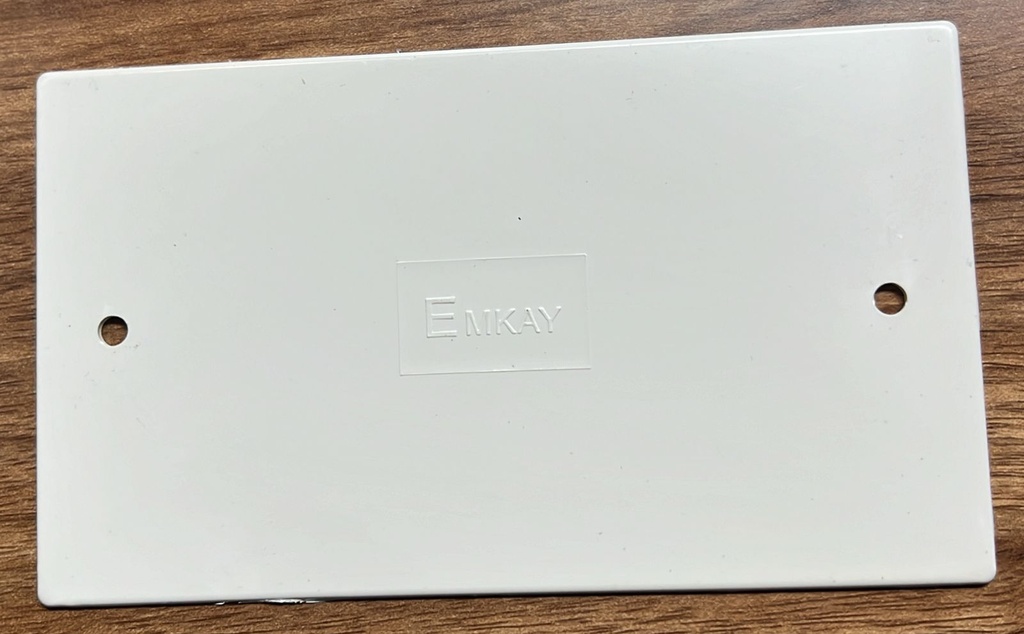 MKSL36A EMKAY SQUARE LID 3X6 WHITE